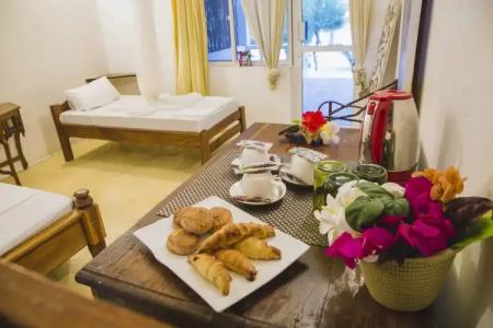 Moonshine Uroa Boutique - 82