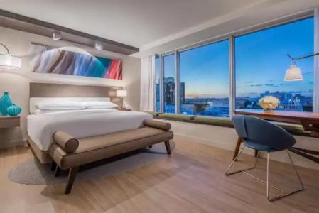 Hyatt Centric South Beach Miami - 42