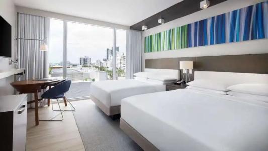 Hyatt Centric South Beach Miami - 11