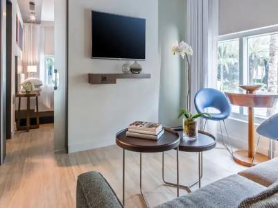 Hyatt Centric South Beach Miami - 13
