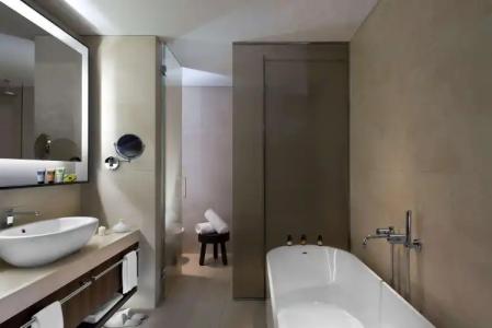 ME Milan Il Duca - 9