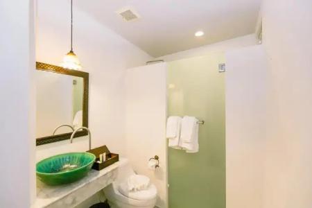 Freehand Chicago - 17