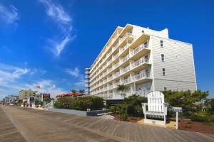 Commander Hotel & Suites, Ocean