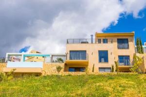 The Dynasty Villas, Sivota