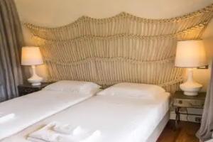 The Dynasty Villas, Sivota