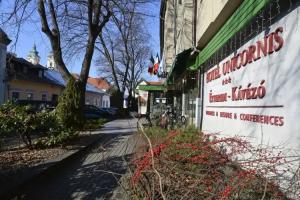 Hotel Unicornis, Eger