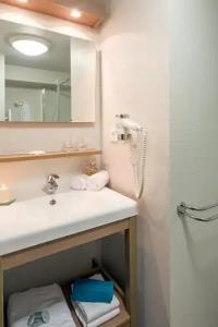 Appart’City Confort Reims Centre - 53