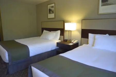 Hilltop Inn by Riversage - 2