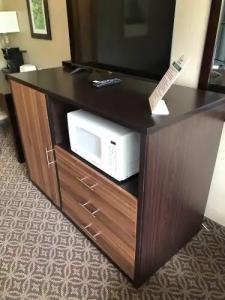 Hilltop Inn by Riversage - 24