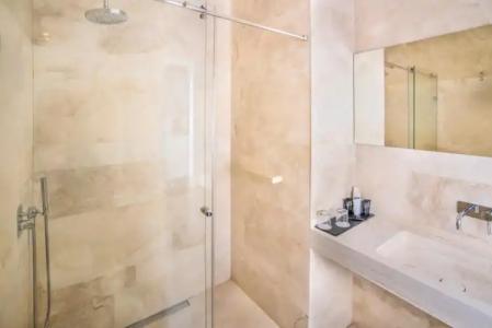 Mikes Kanarium City - 7