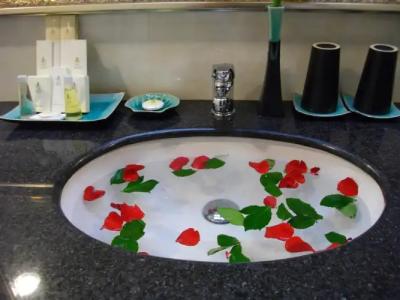 Lux Riverside & Apartment - 8