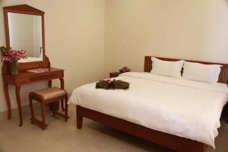 Lux Riverside & Apartment - 100