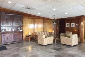 La Hacienda Hotel, Laredo