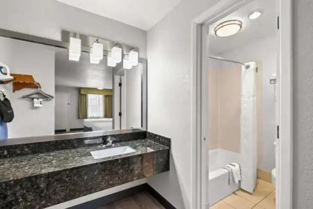 Best Western Horizon Inn - 128