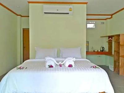 The Ford SunSet Beach Resort - 35