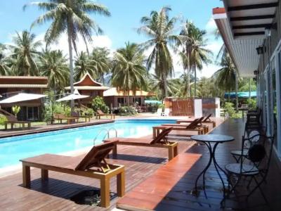 The Ford SunSet Beach Resort - 37