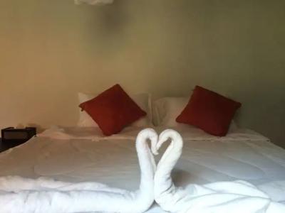 The Ford SunSet Beach Resort - 3