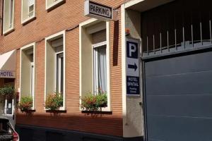 Au Spatial Mini-hotel, Amiens
