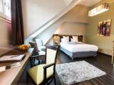 Superior room with city view
