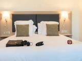 Executive room with city view