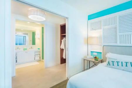 Margaritaville Hollywood Beach Resort - 3