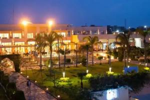 Caesar Bay Resort, Marsa Matruh