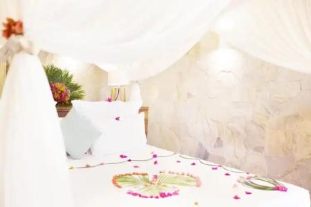 Tulia Zanzibar Unique Beach Resort - 4