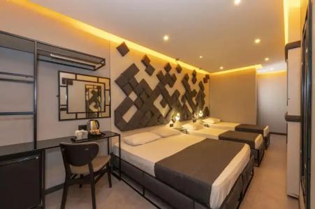 White Palace - 14