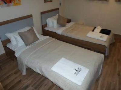 Lighthouse Nadia Aparts - 102