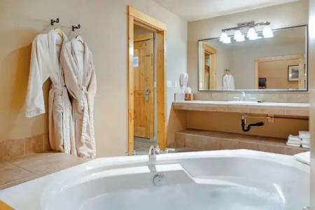 Best Western Ponderosa Lodge - 143