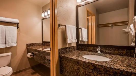 Best Western Ponderosa Lodge - 129