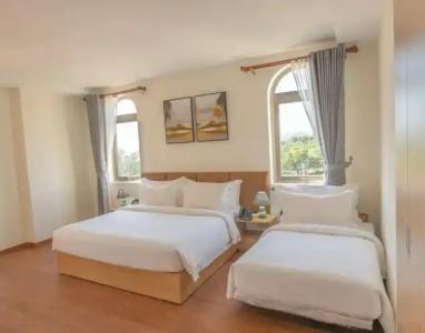 Sea Breeze Resort - 18