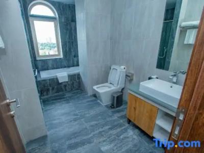 Sea Breeze Resort - 220