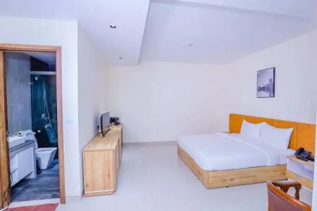 Sea Breeze Resort - 307