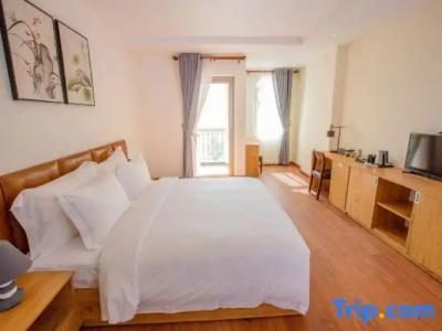 Sea Breeze Resort - 140