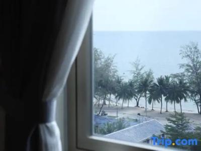 Sea Breeze Resort - 224