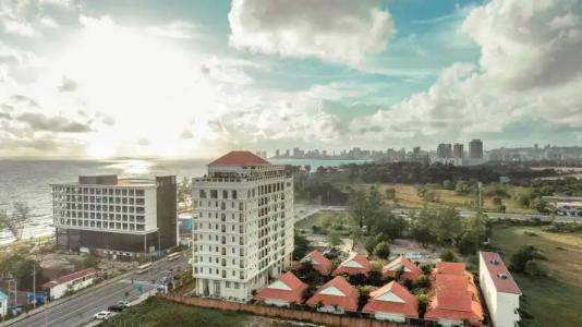 Sea Breeze Resort - 5