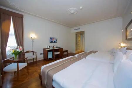 Taxim Lounge Special Category - 123