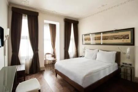 Taxim Lounge Special Category - 132