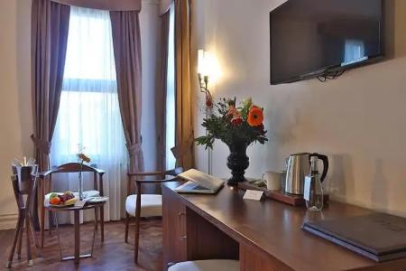 Taxim Lounge Special Category - 115