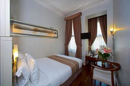 Taxim Lounge Special Category - 101