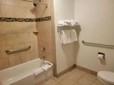 Best Western Plus Ocean View Resort - 8