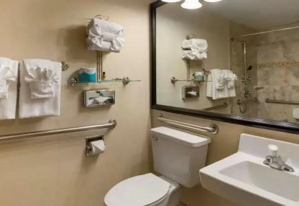 Best Western Plus Ocean View Resort - 10