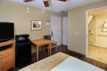 Best Western Plus Ocean View Resort - 38