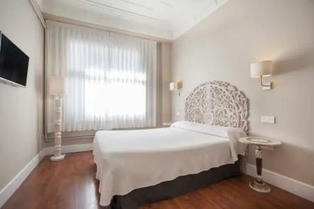 Hi Valencia Boutique - 32