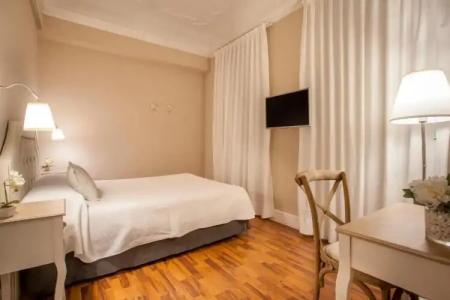 Hi Valencia Boutique - 38