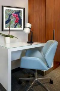 The Godfrey Boston - 10