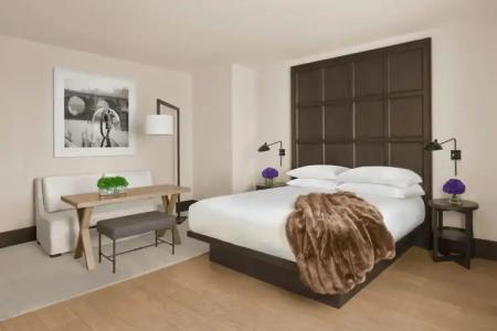 New York EDITION - 25