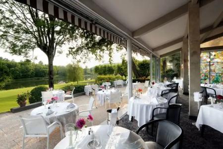 Relais & Chateaux La Reserve - 11