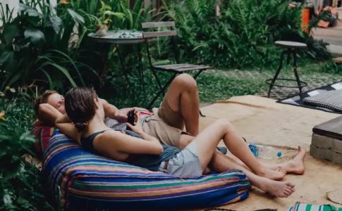 The Yard Bangkok Hostel - 15